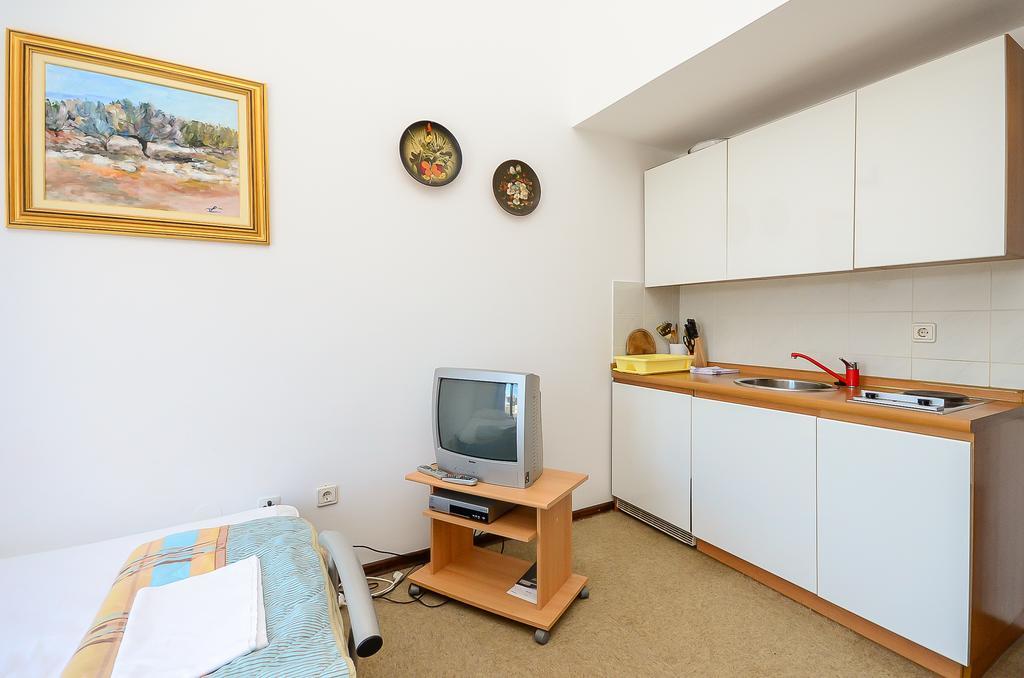 שטיניאן Apartments Dragica מראה חיצוני תמונה