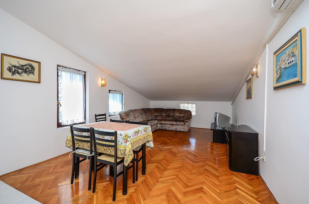 שטיניאן Apartments Dragica מראה חיצוני תמונה